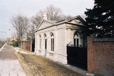 Laeken, halte royale - SNCB K01827A (11).jpg